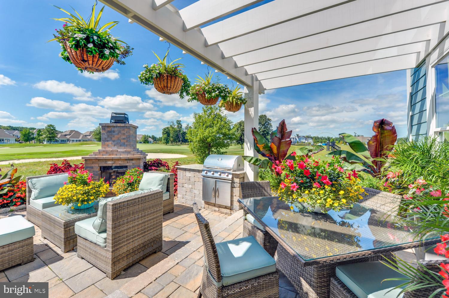 PENINSULA LAKES - Residential