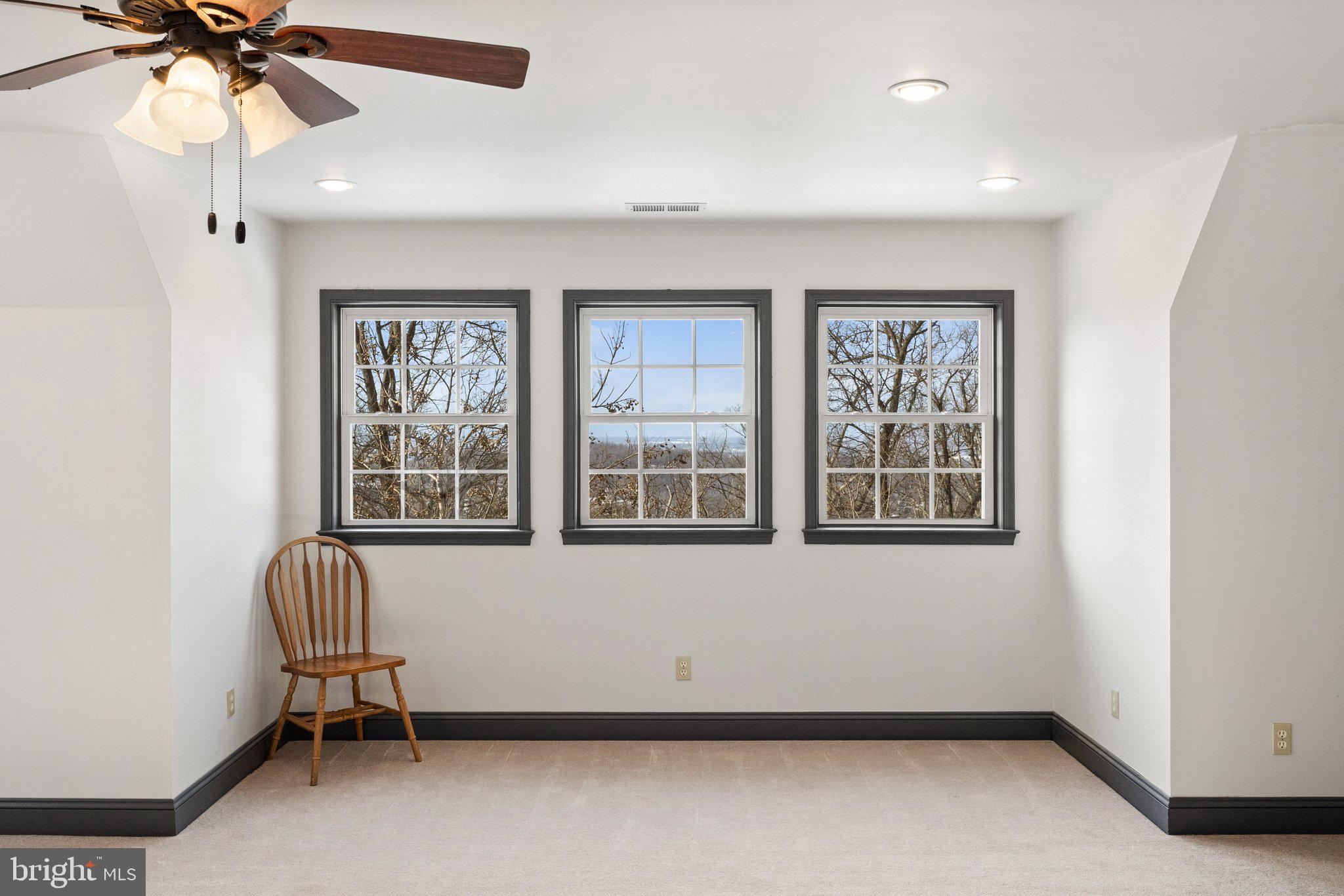 SHANNONDALE - Residential