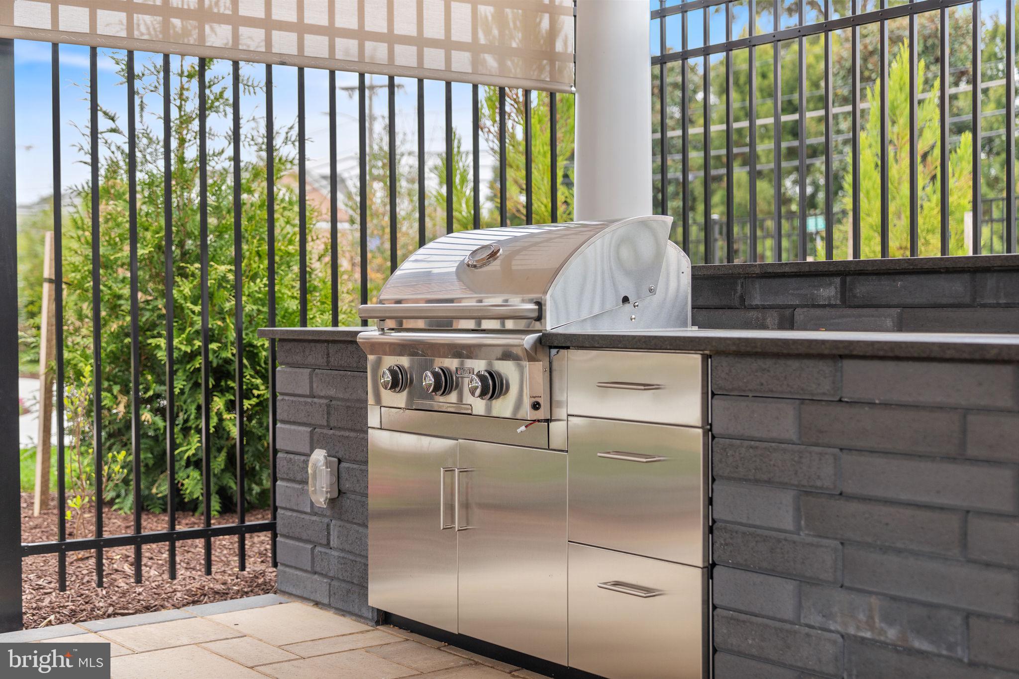 CHAIN BRIDGE - Residential