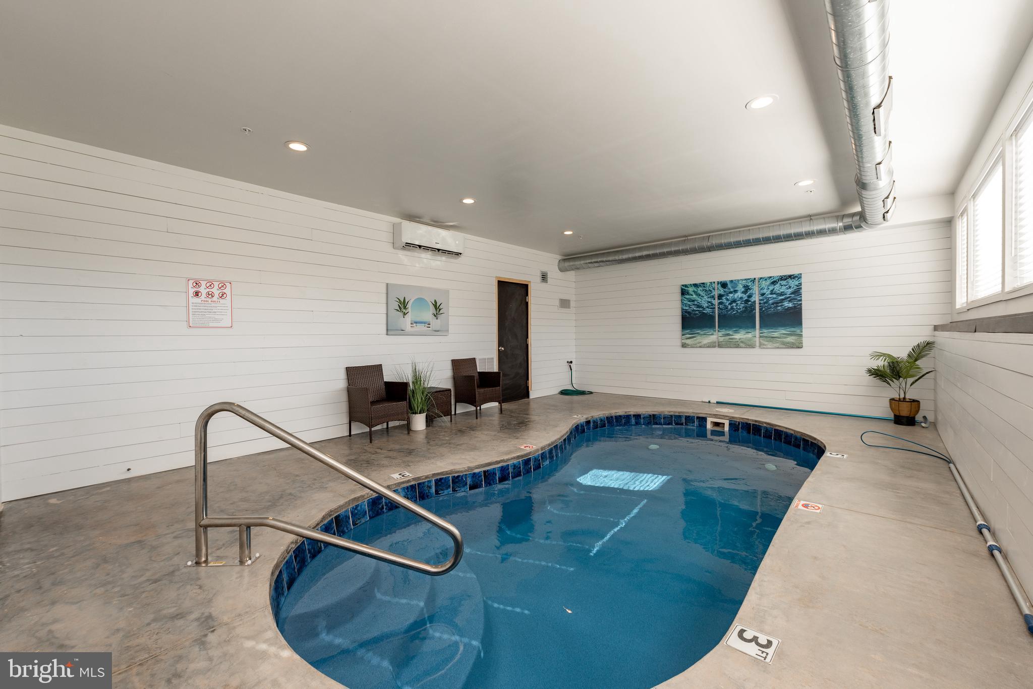 WATERFRONT GREENS - Residential