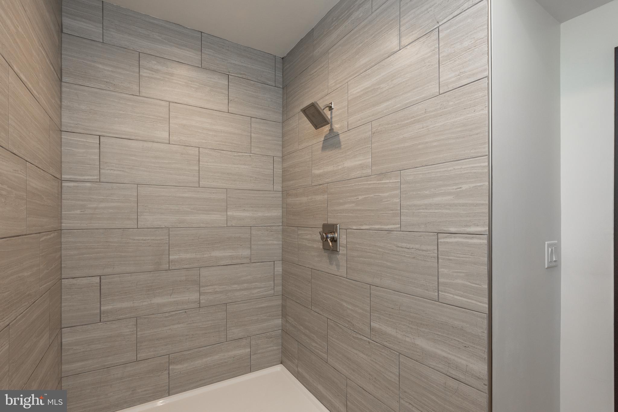 WATERFRONT GREENS - Residential