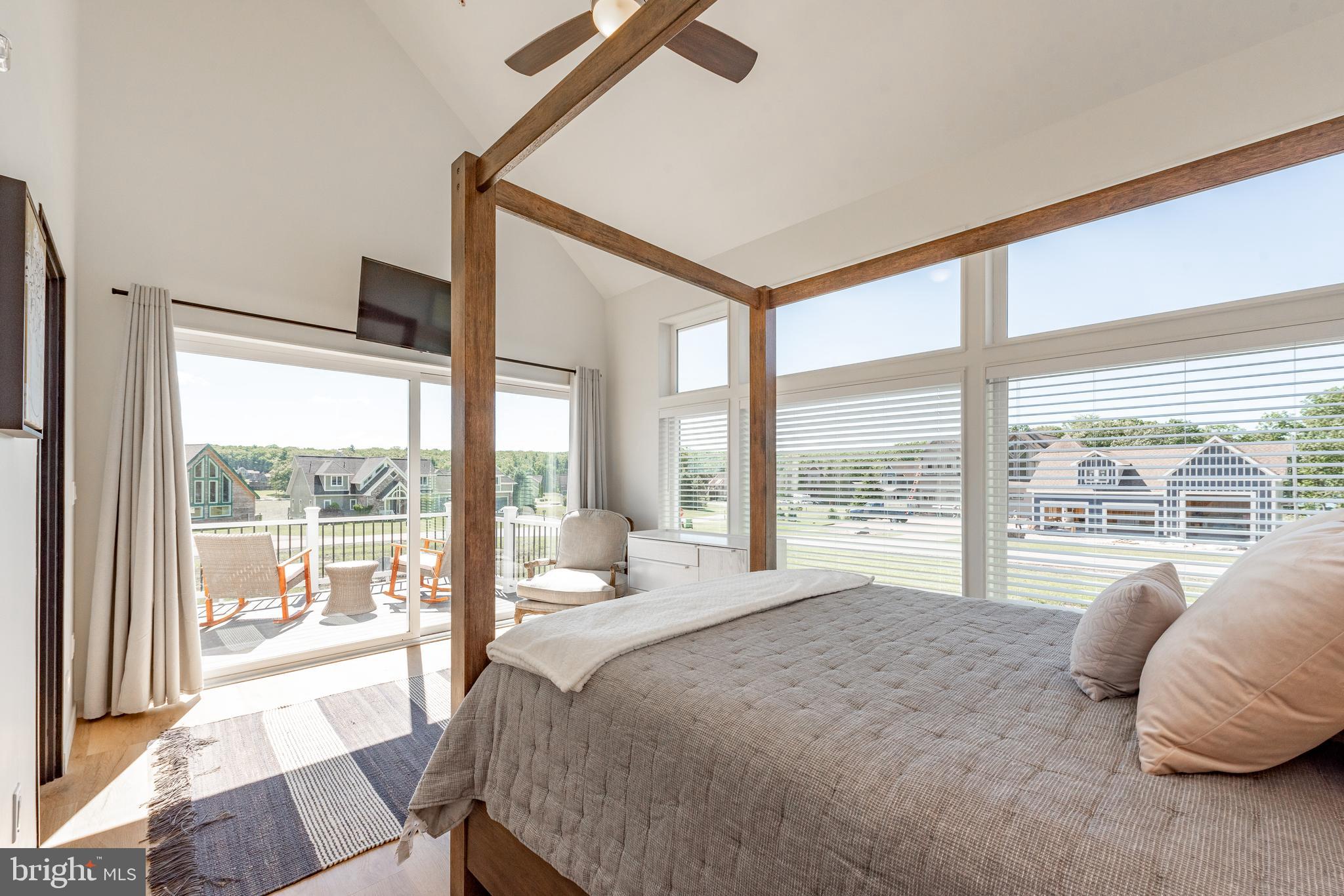 WATERFRONT GREENS - Residential