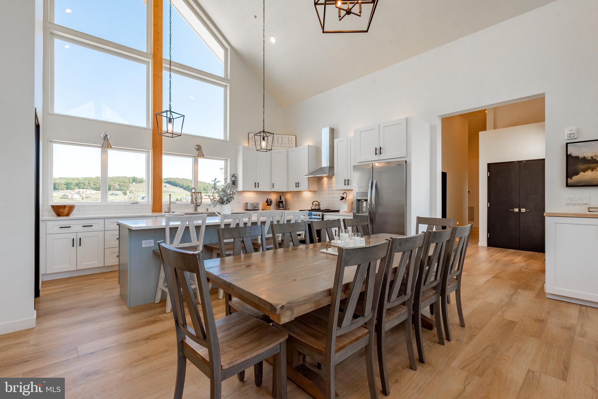 WATERFRONT GREENS - Residential