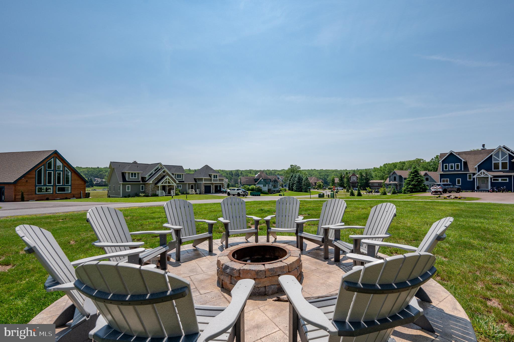 WATERFRONT GREENS - Residential