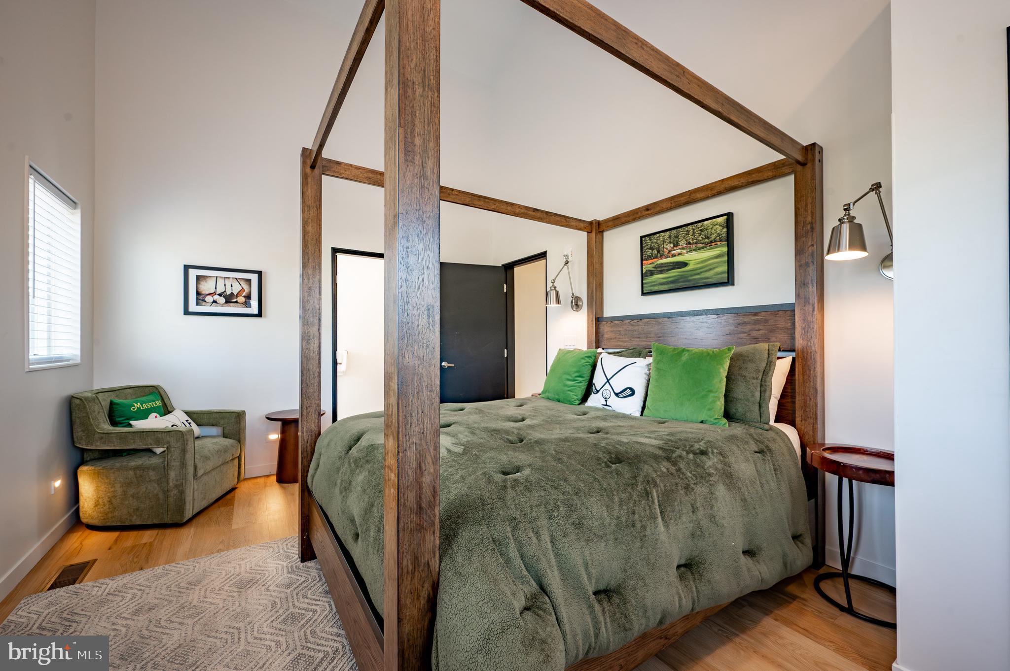 WATERFRONT GREENS - Residential