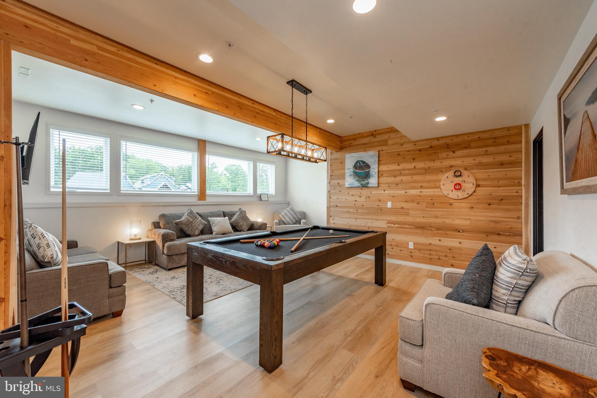 WATERFRONT GREENS - Residential