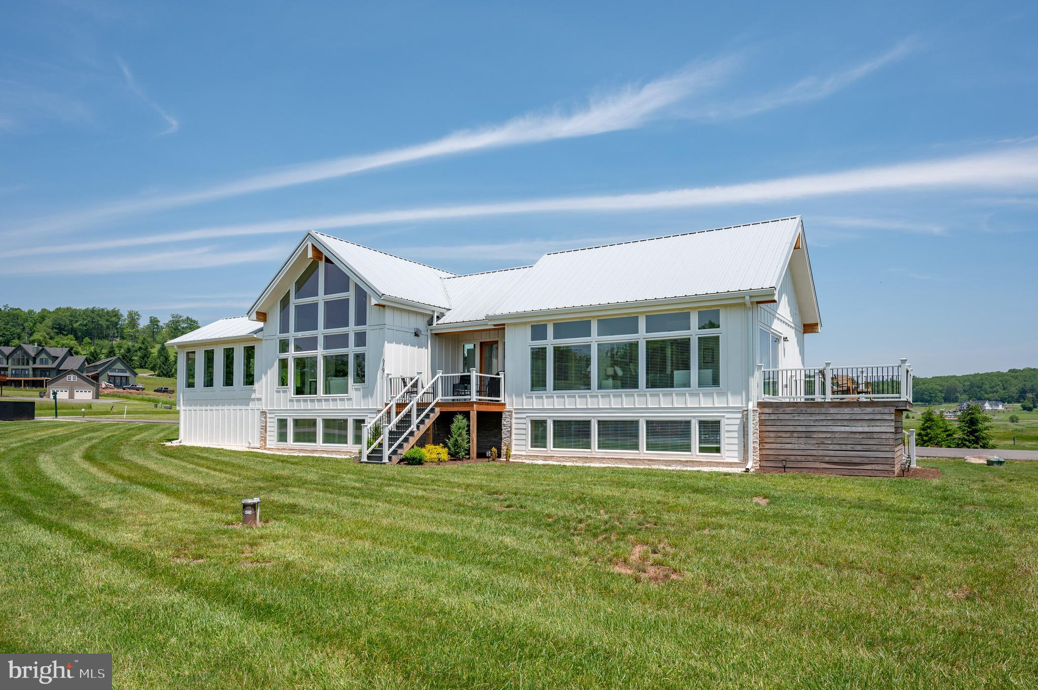 WATERFRONT GREENS - Residential