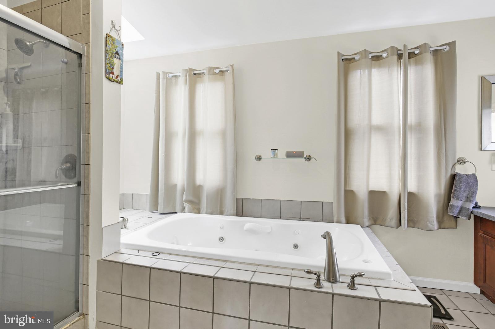 GRADUATE HOSPITAL - Residential Lease