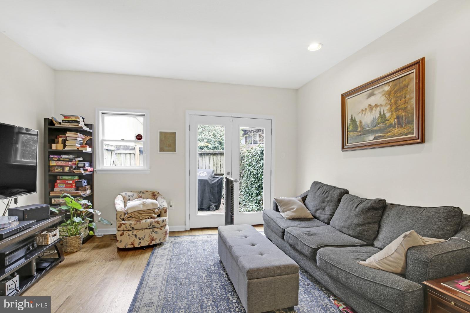 GRADUATE HOSPITAL - Residential Lease