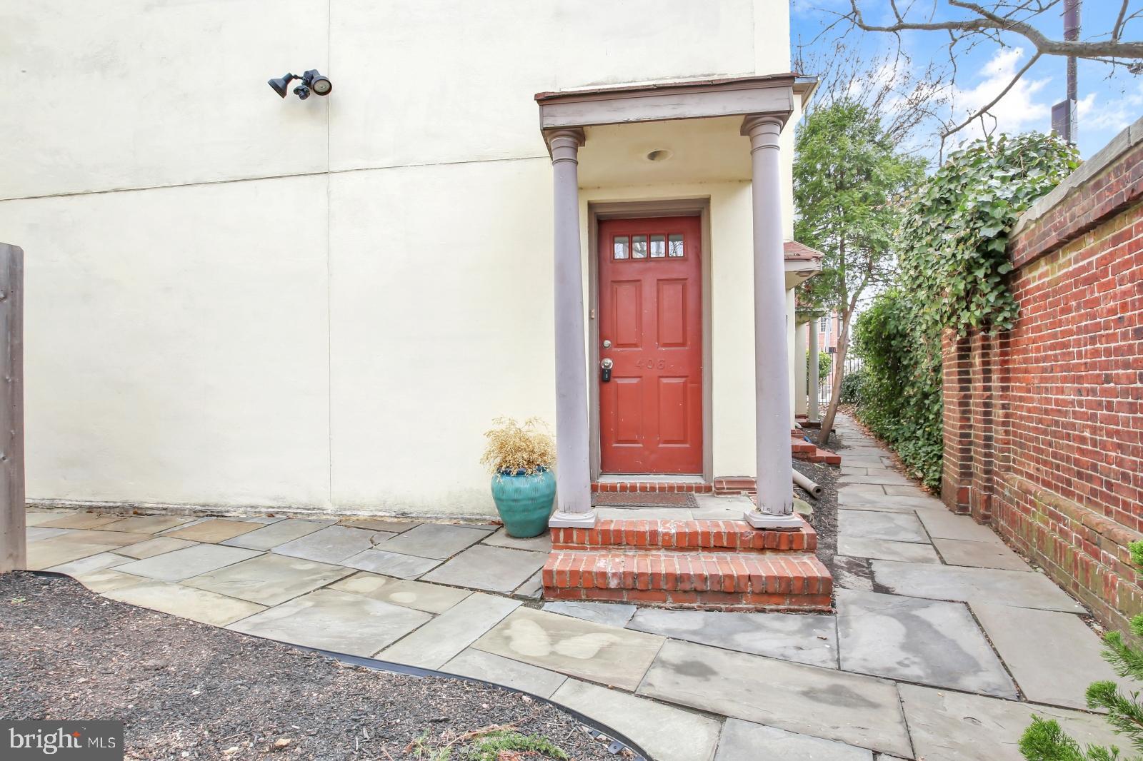 GRADUATE HOSPITAL - Residential Lease