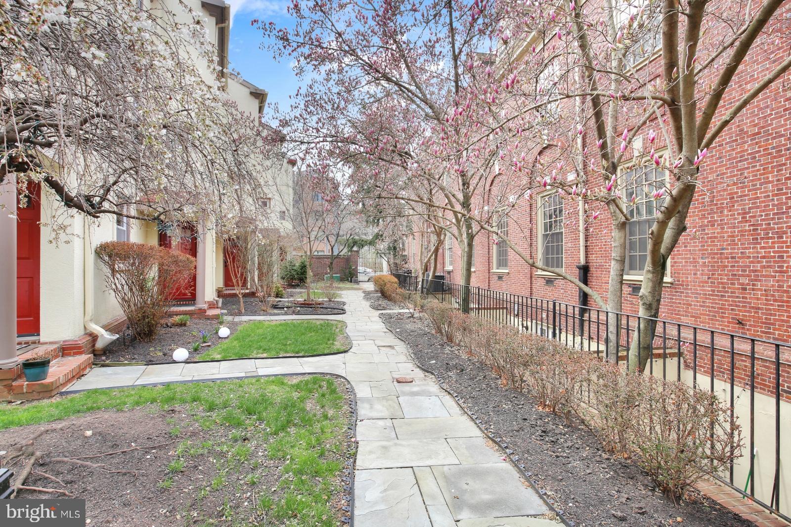 GRADUATE HOSPITAL - Residential Lease