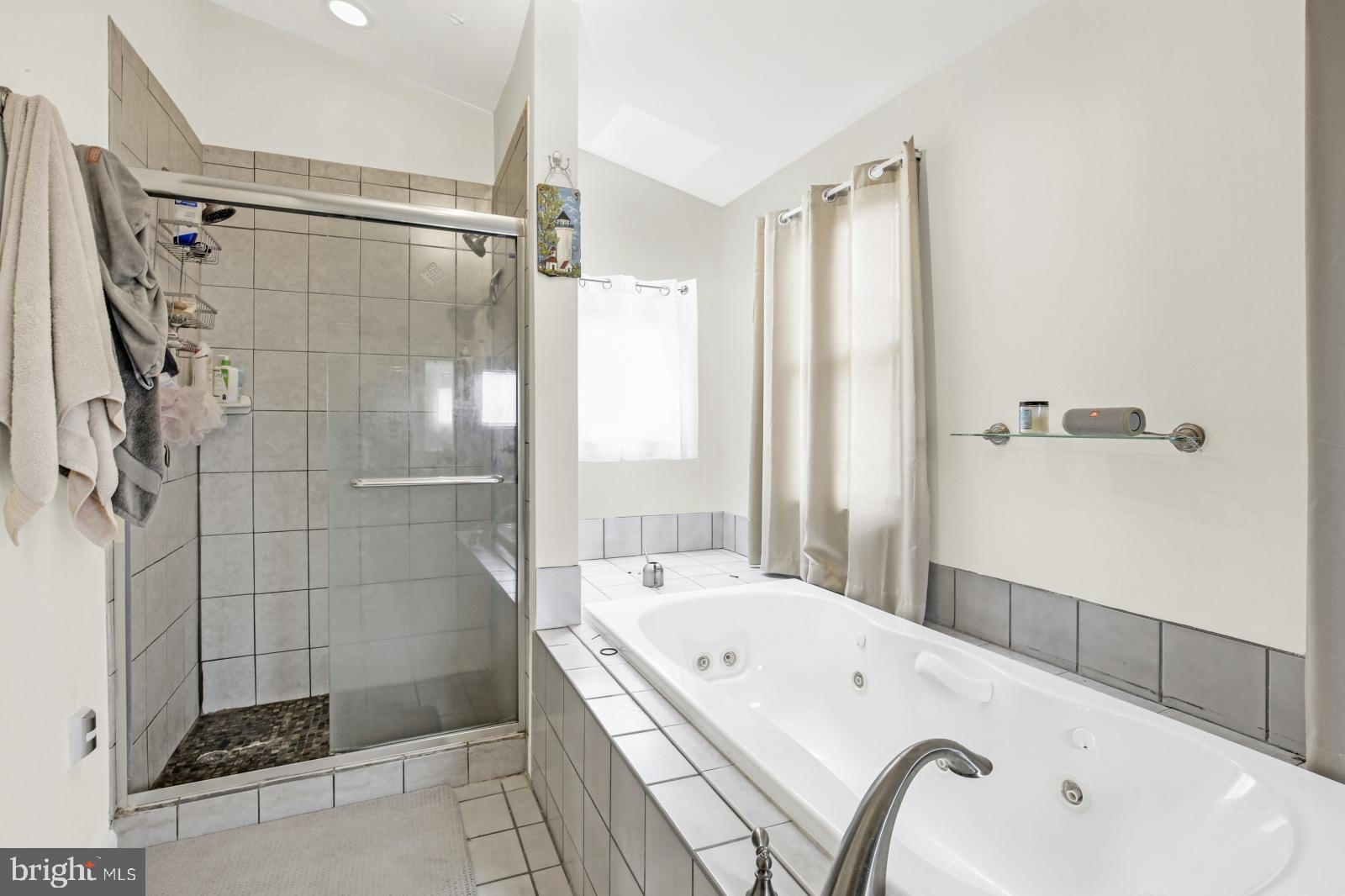 GRADUATE HOSPITAL - Residential Lease