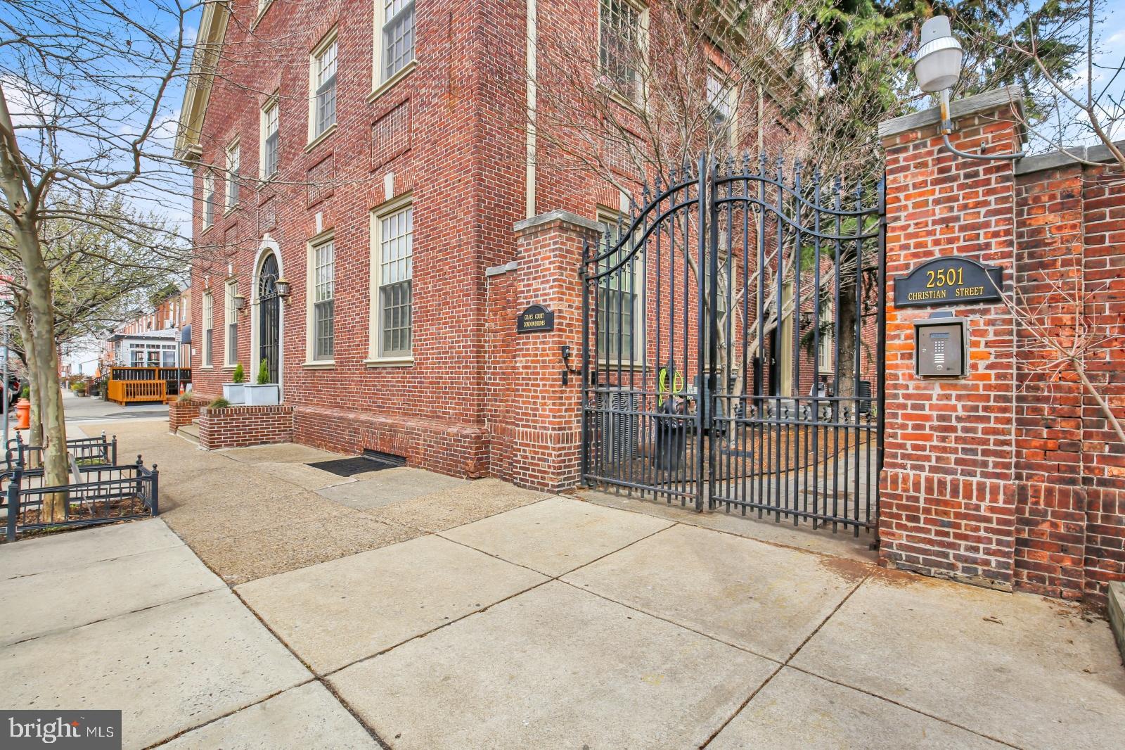 GRADUATE HOSPITAL - Residential Lease