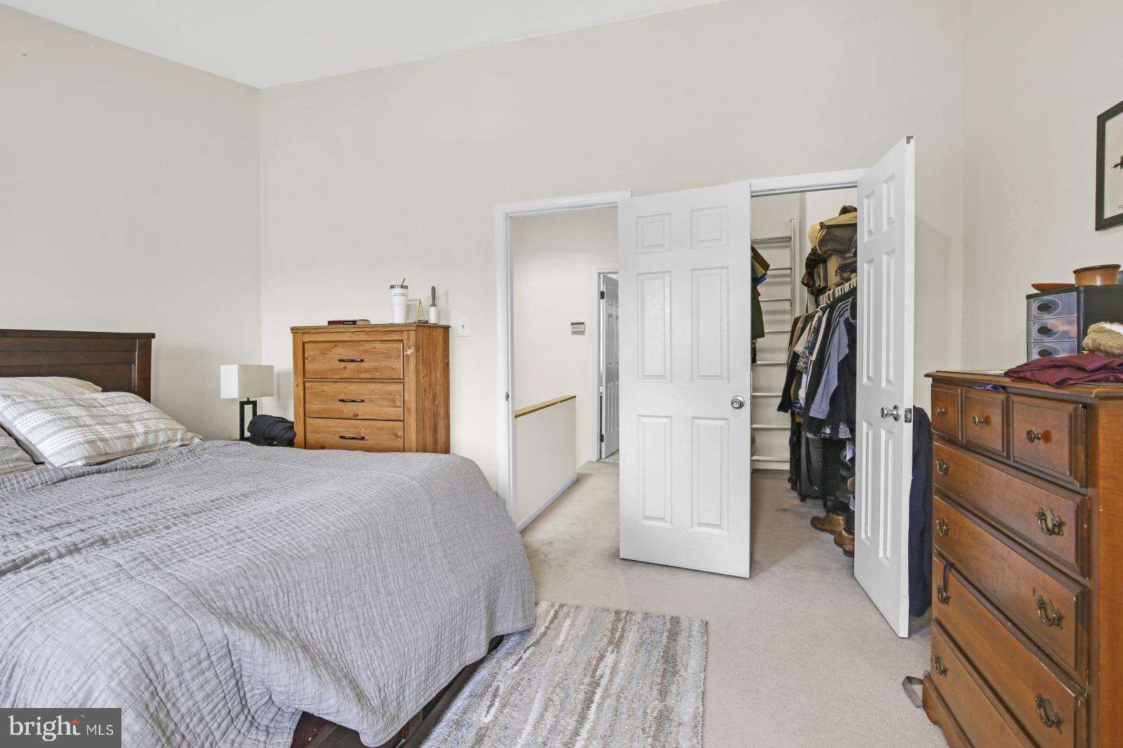 GRADUATE HOSPITAL - Residential Lease