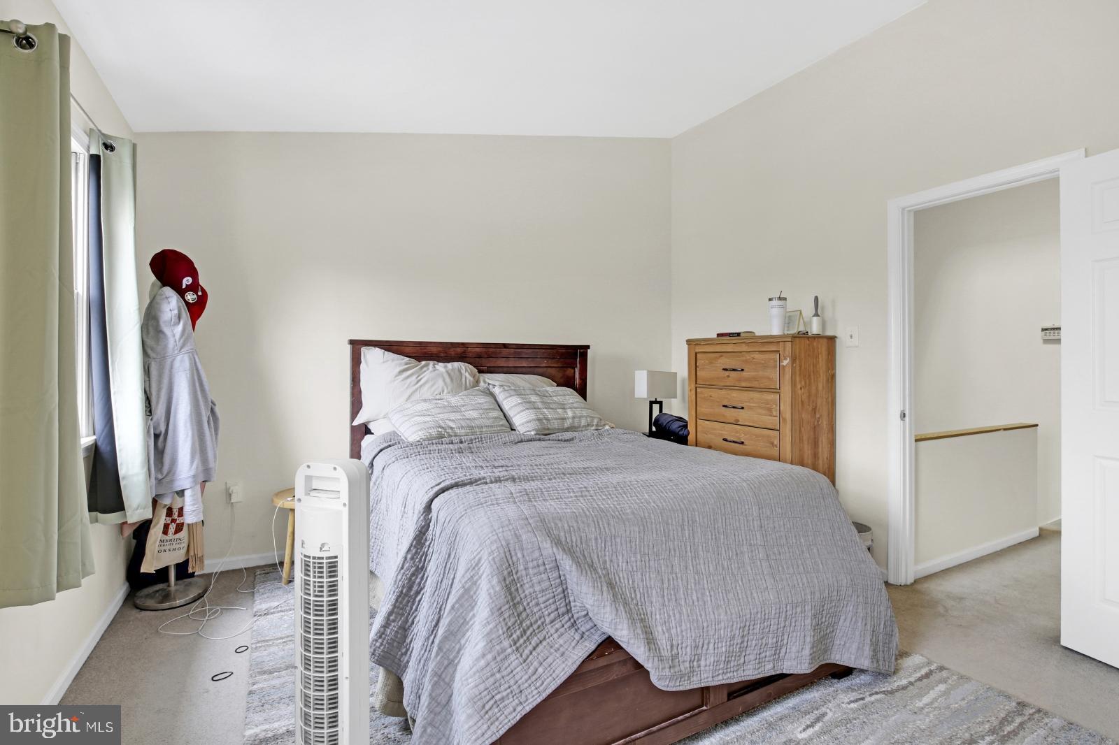 GRADUATE HOSPITAL - Residential Lease