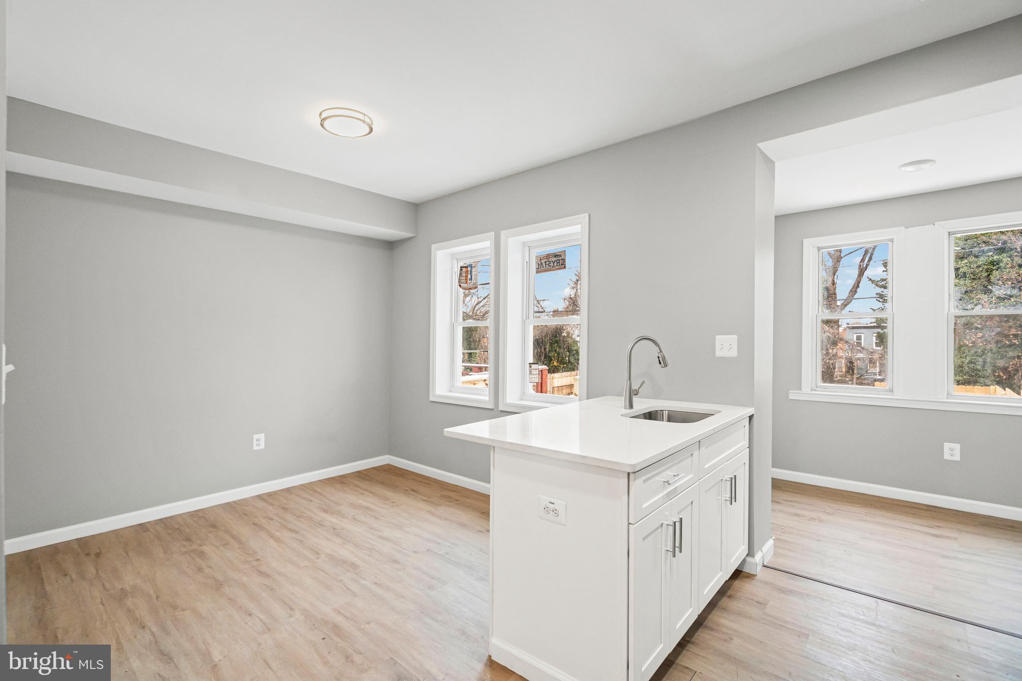 FRANKLINTOWN ROAD - Residential