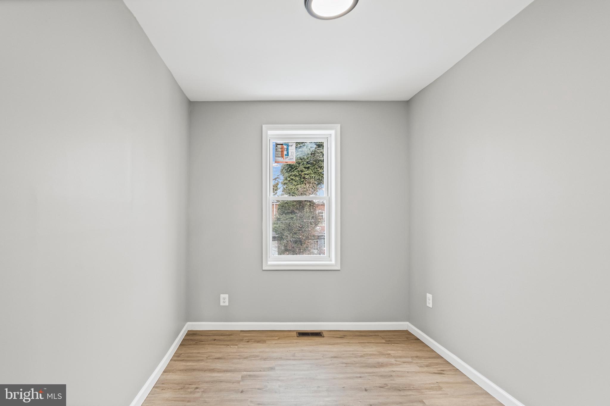 FRANKLINTOWN ROAD - Residential