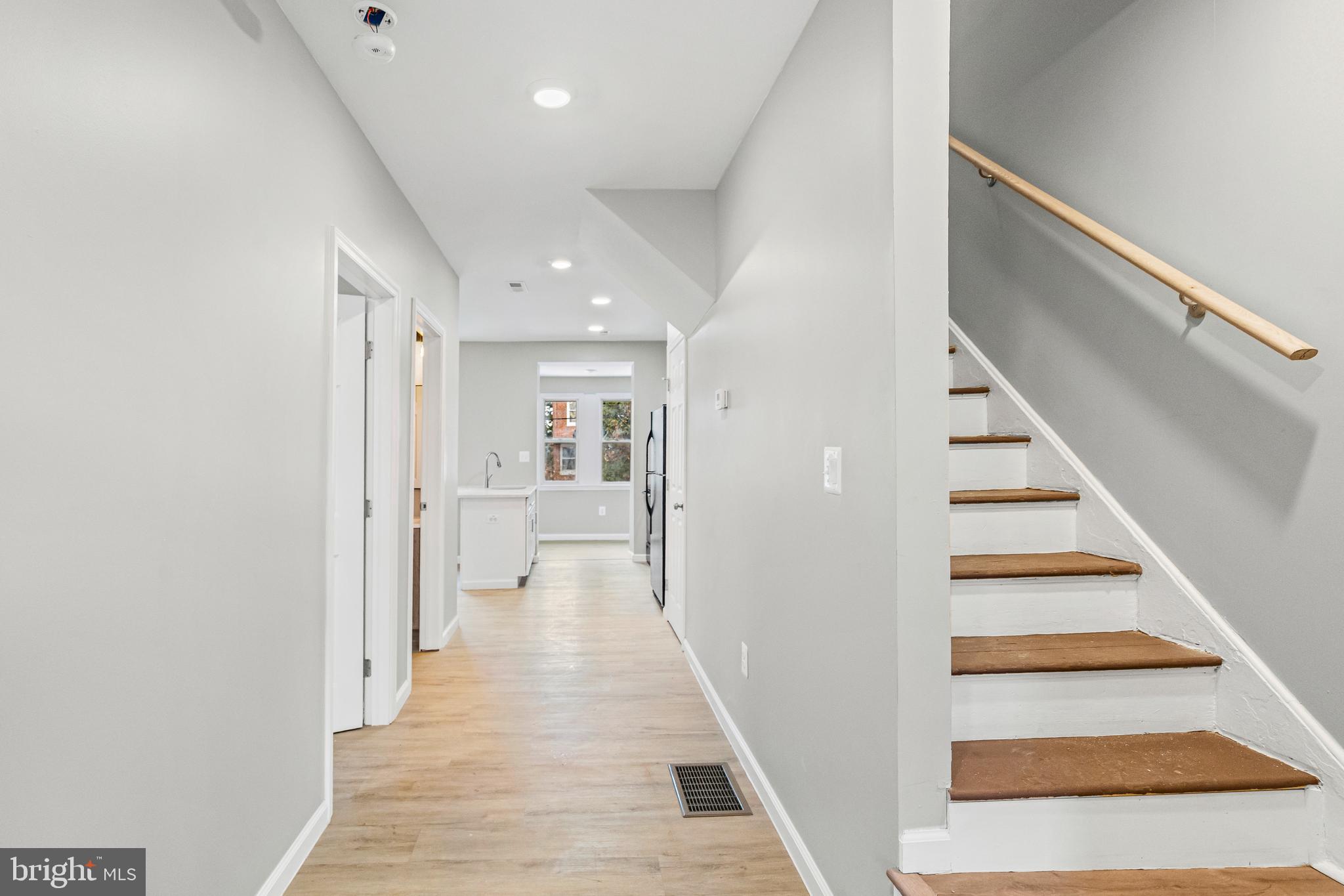 FRANKLINTOWN ROAD - Residential