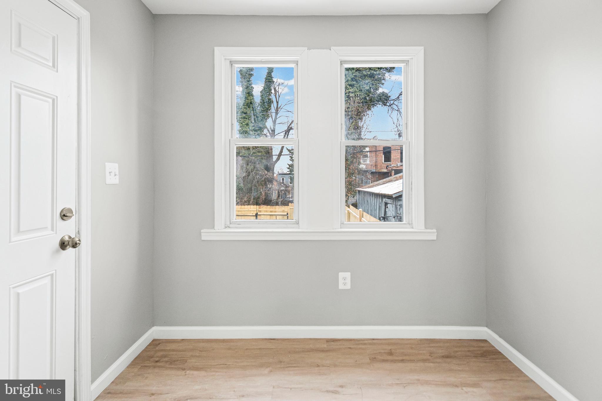 FRANKLINTOWN ROAD - Residential