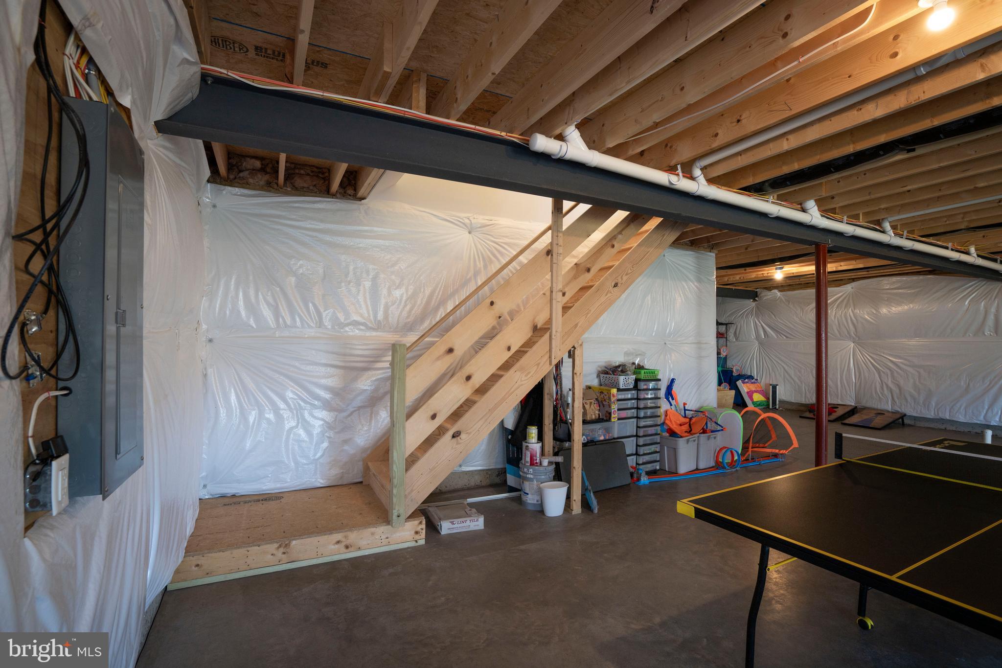 LOGAN GREENE - Residential