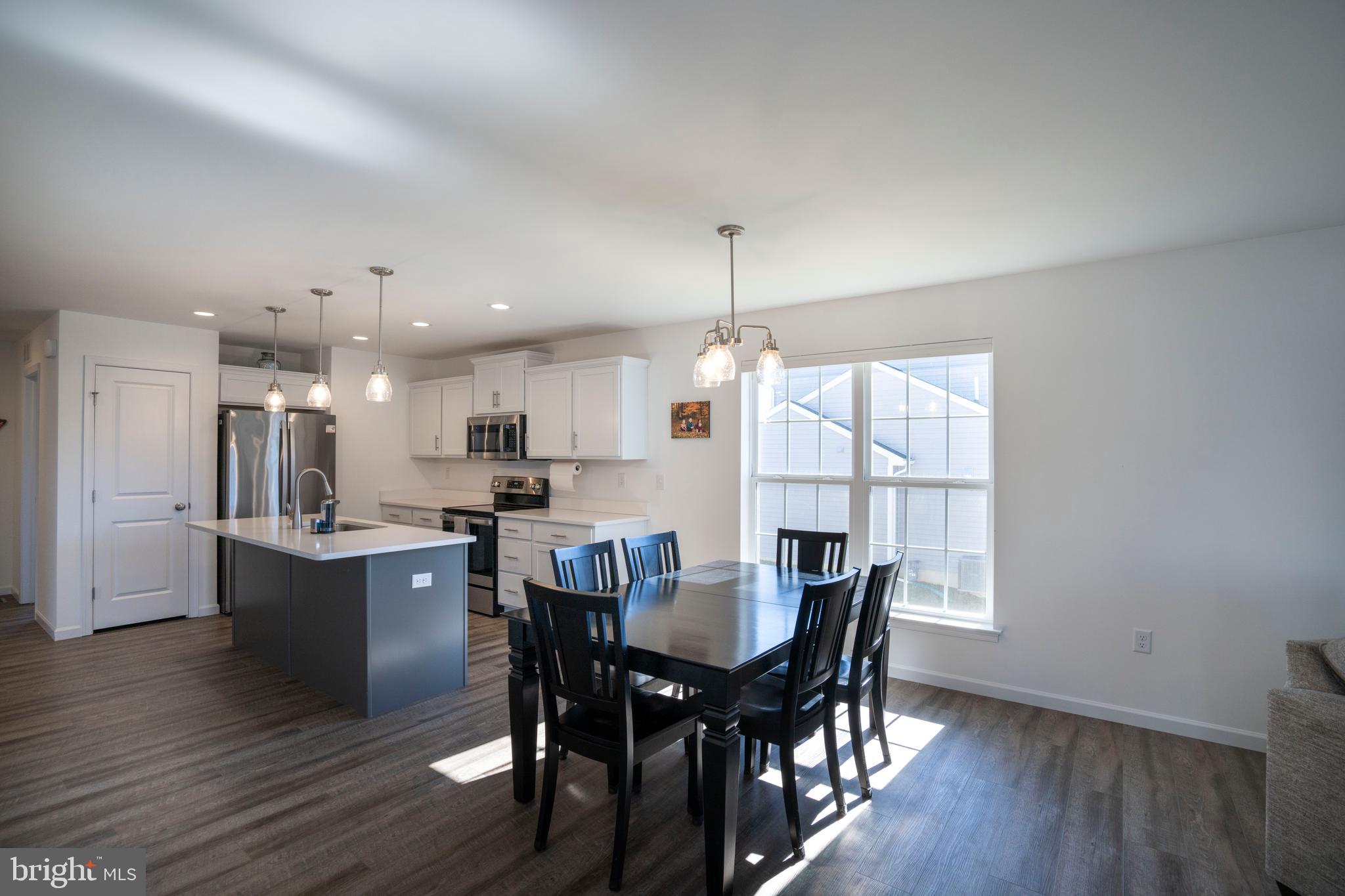 LOGAN GREENE - Residential