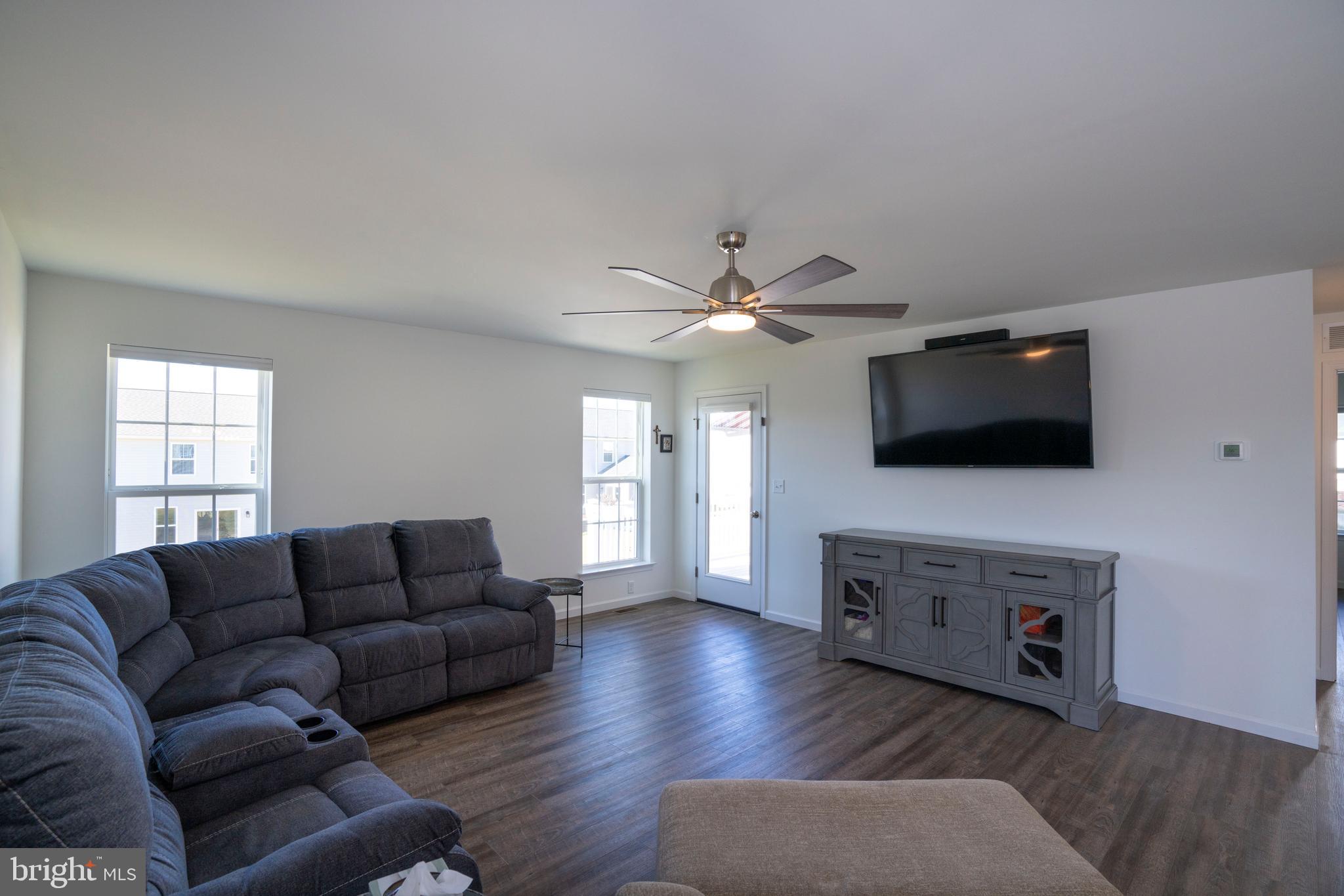 LOGAN GREENE - Residential