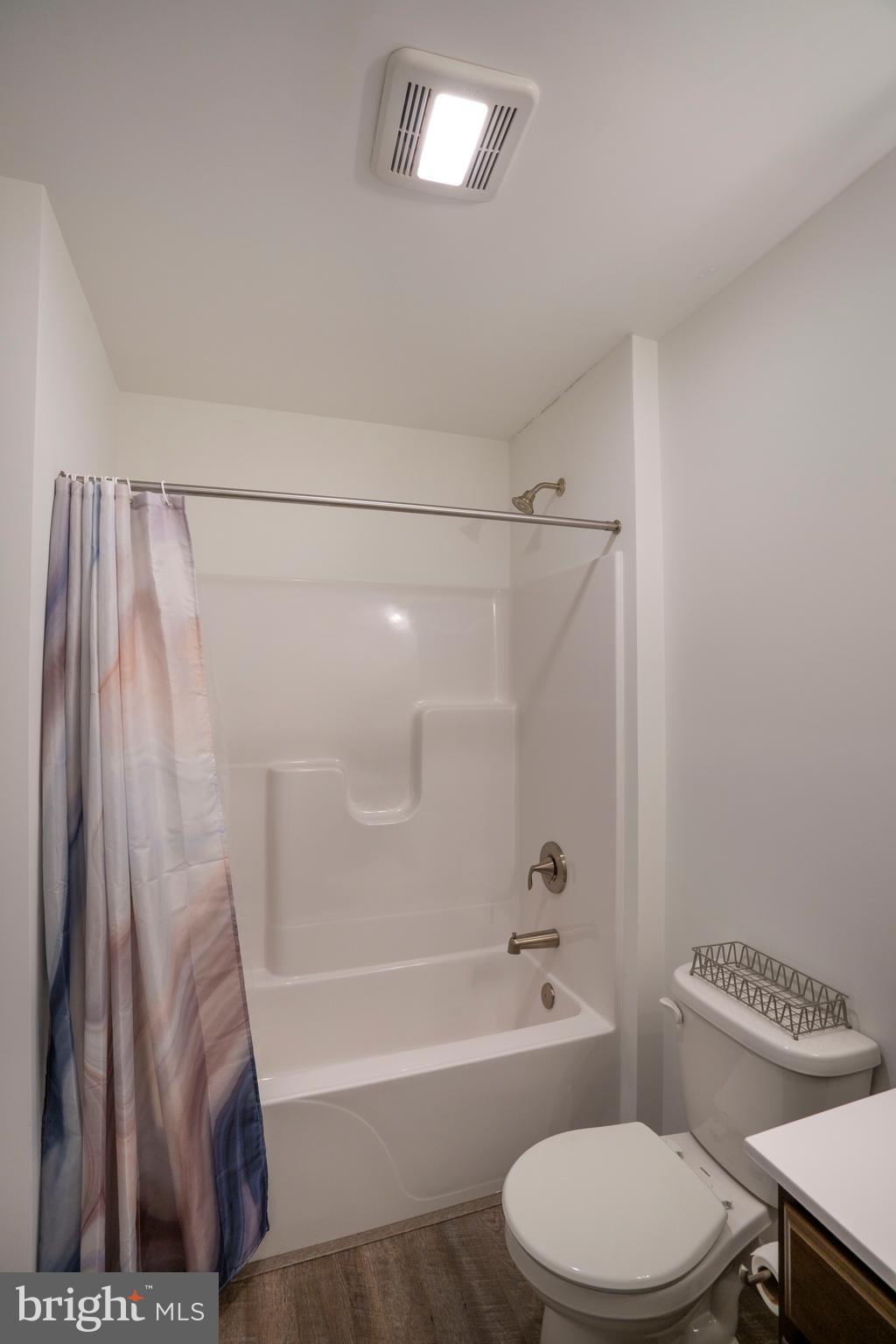 LOGAN GREENE - Residential