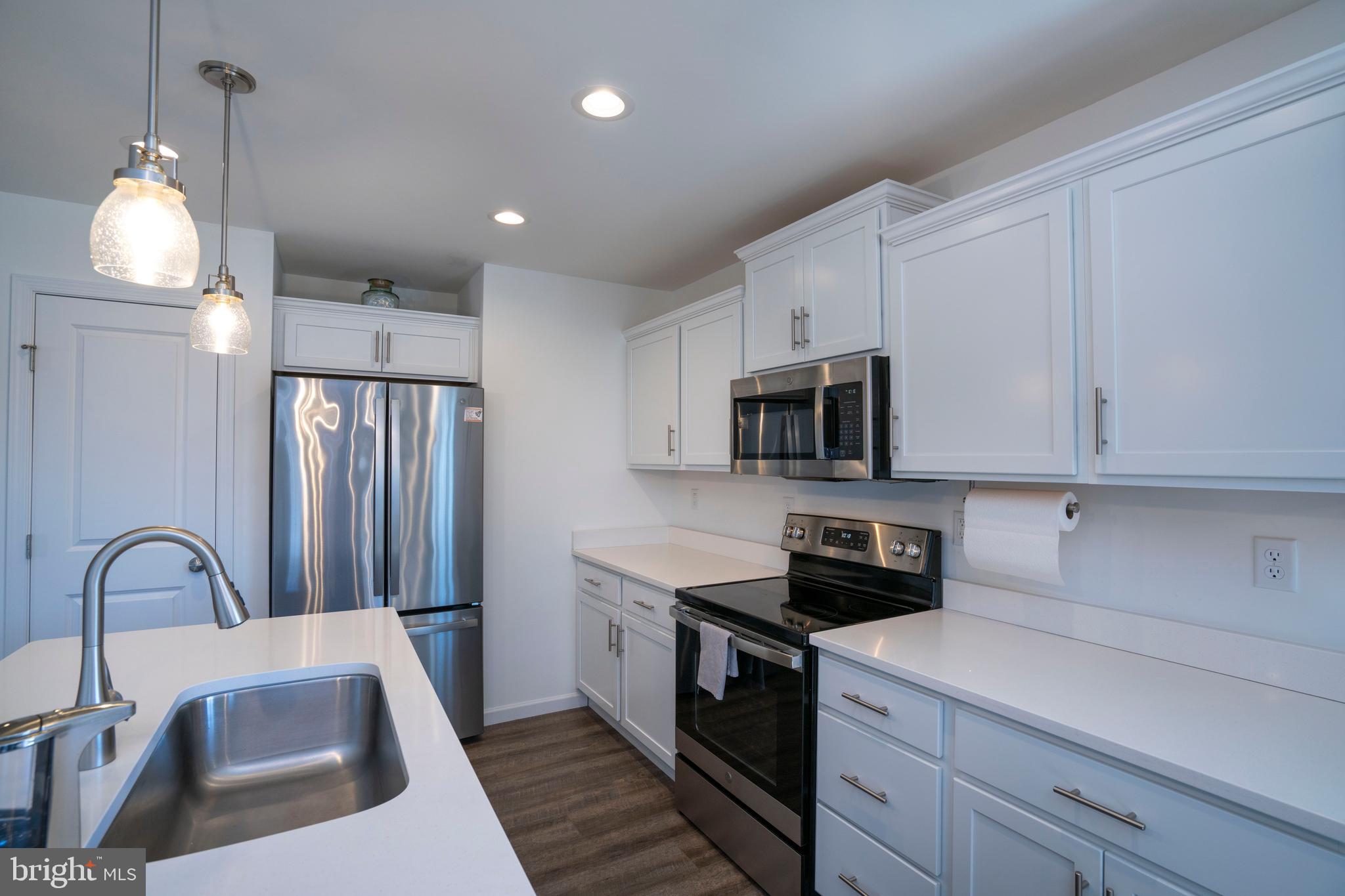 LOGAN GREENE - Residential