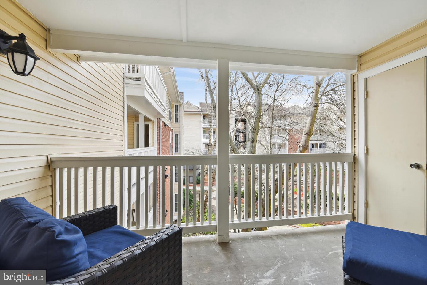 FOUNTAINS AT MCLEAN - Residential Lease