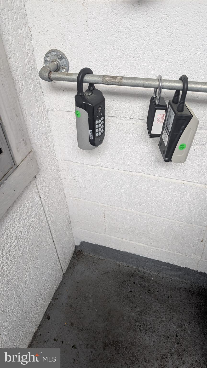 FOUNTAINS AT MCLEAN - Residential Lease