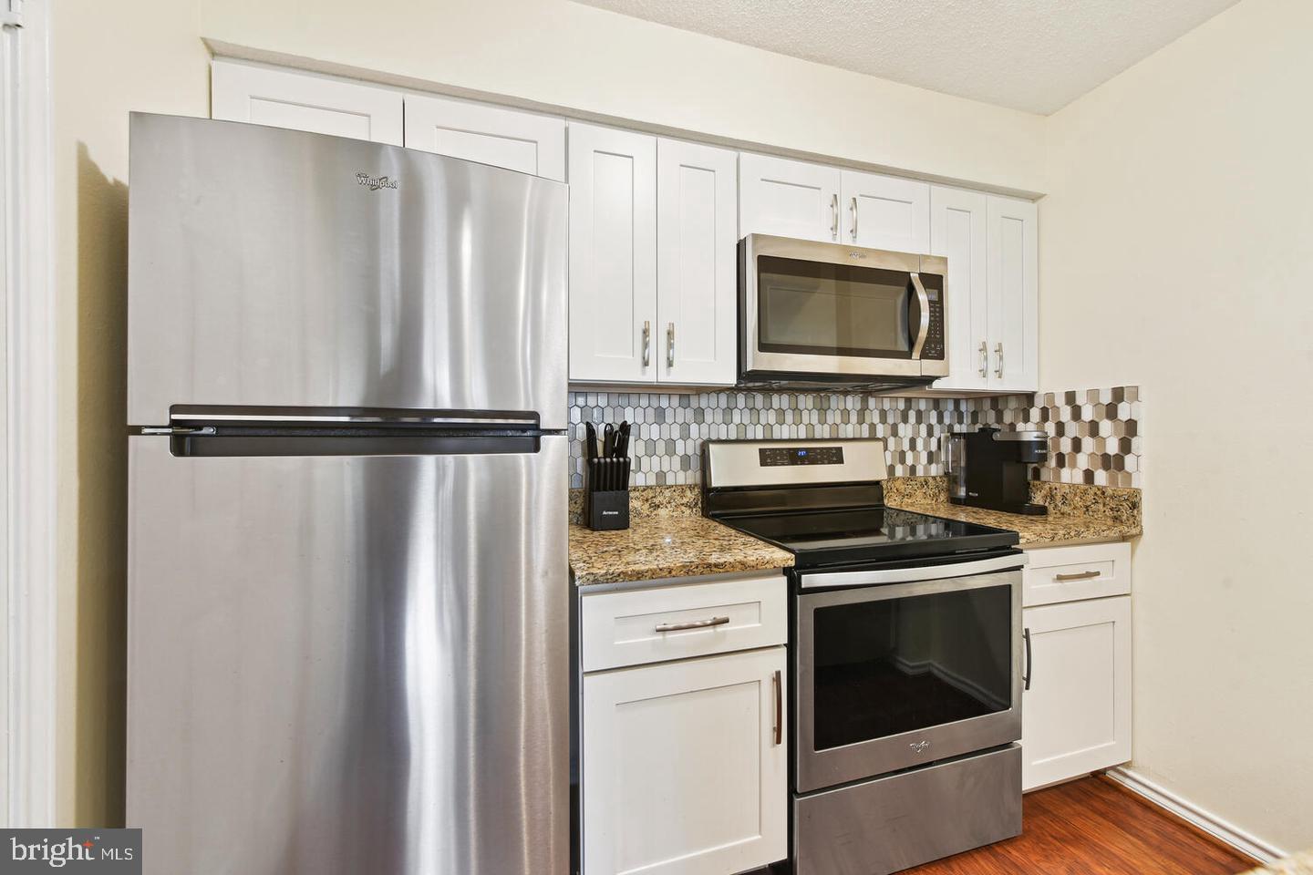 FOUNTAINS AT MCLEAN - Residential Lease