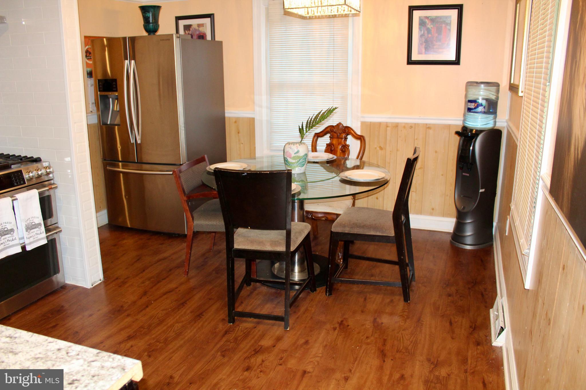 WHITFIELD KNOLLS - Residential