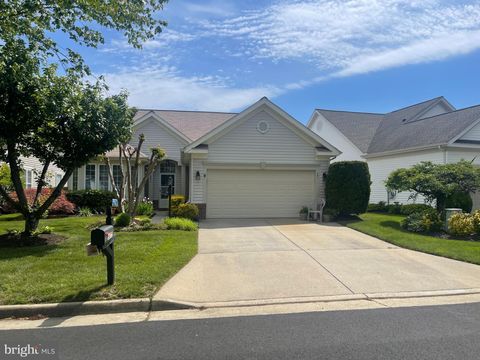 Photo of 6877 Saddle Run Way, GAINESVILLE, VA 20155 (MLS # VAPW2118820)