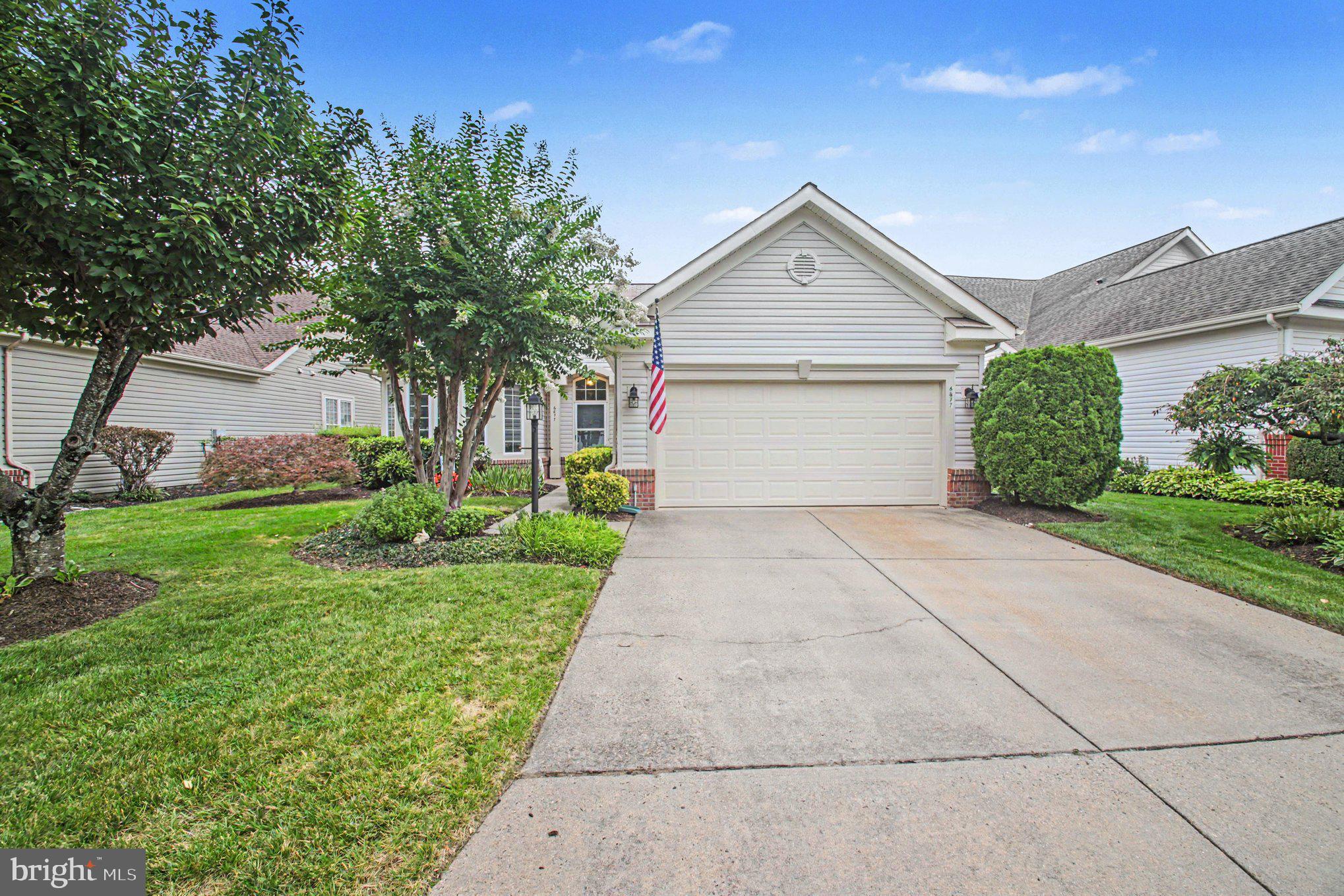 6877 SADDLE RUN WAY