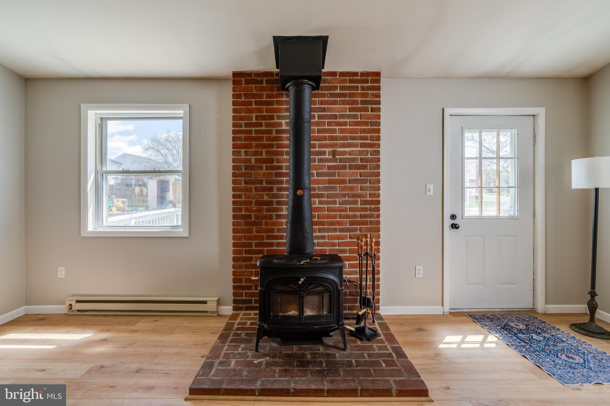 VILLAGE PARK - Residential