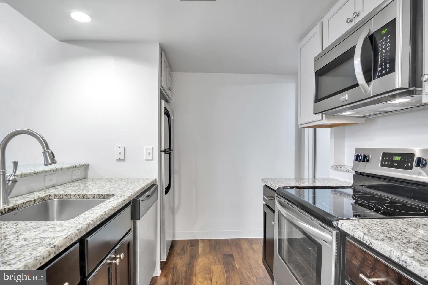 133 W LOCUST STREET 221