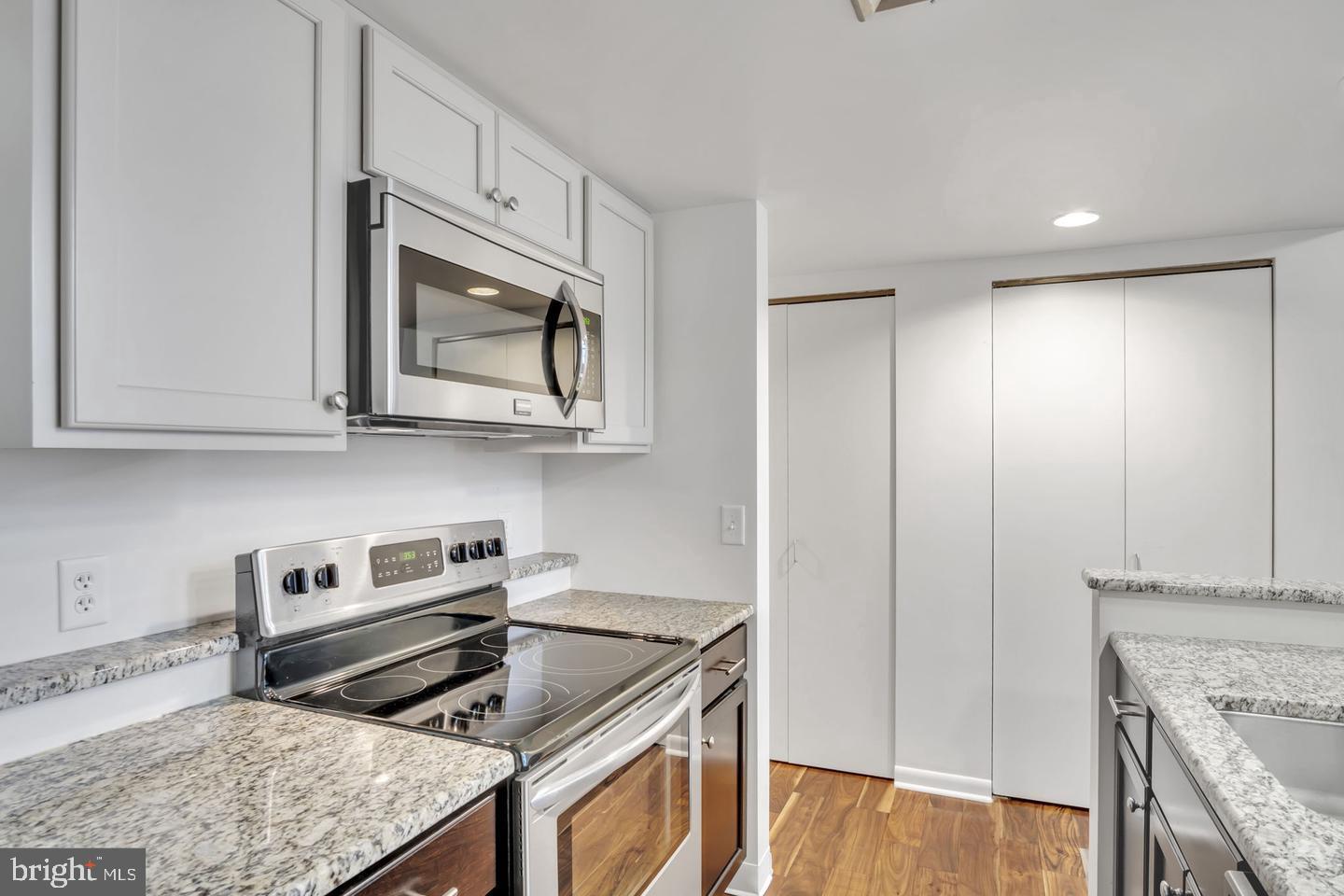 133 W LOCUST STREET 221