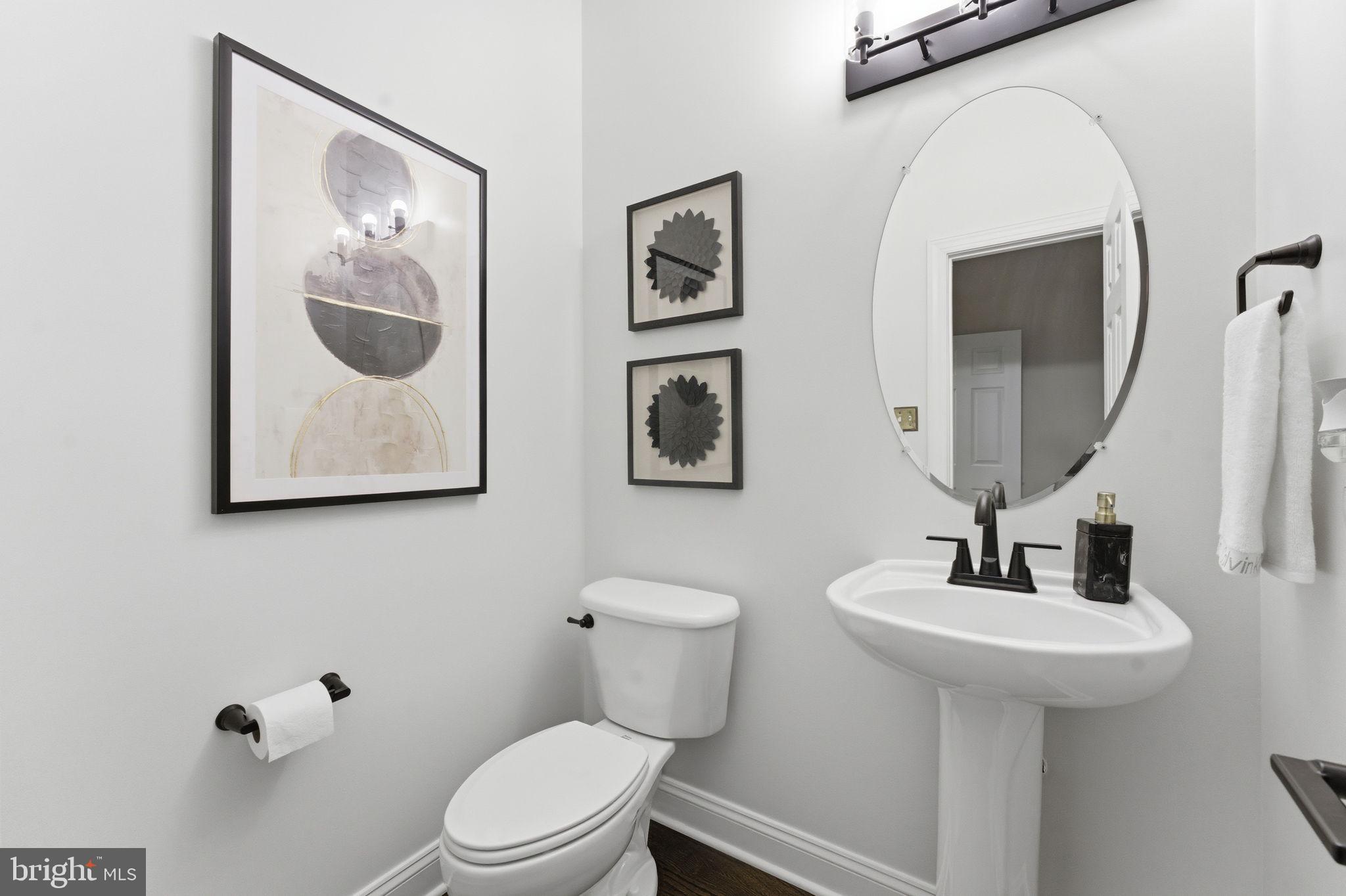 LANSDOWNE ON THE POTOMAC - Residential