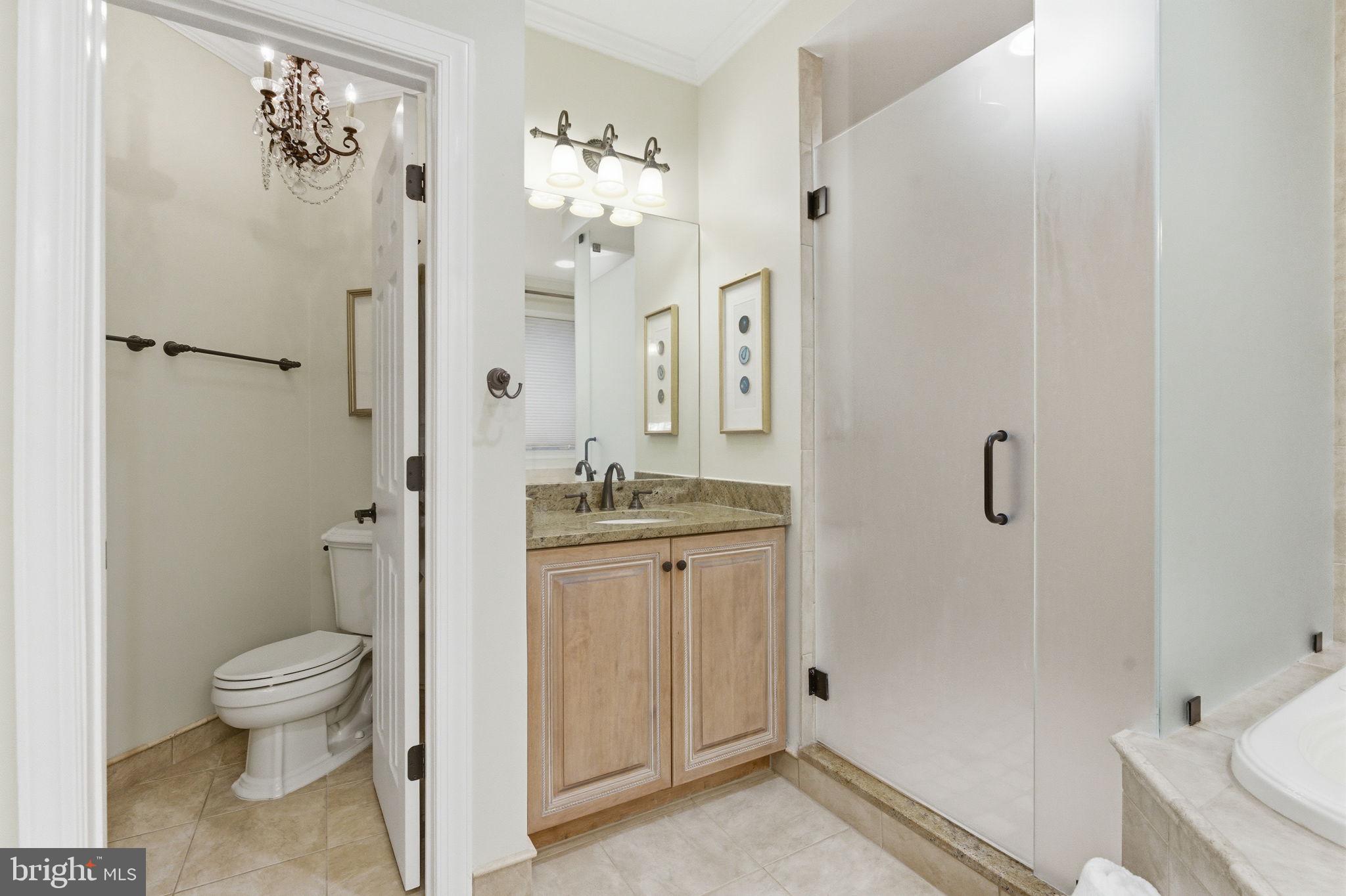 LANSDOWNE ON THE POTOMAC - Residential