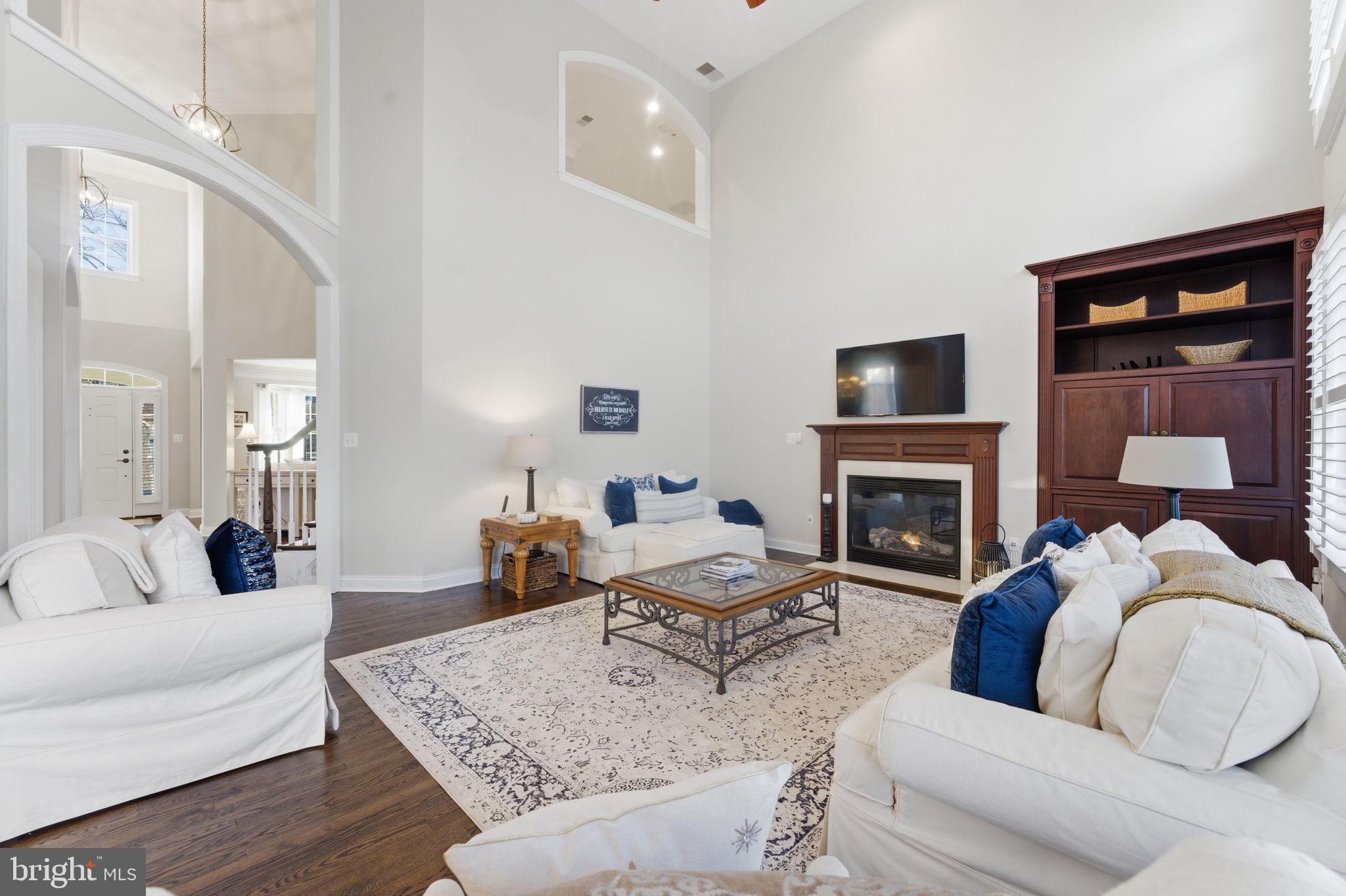 LANSDOWNE ON THE POTOMAC - Residential