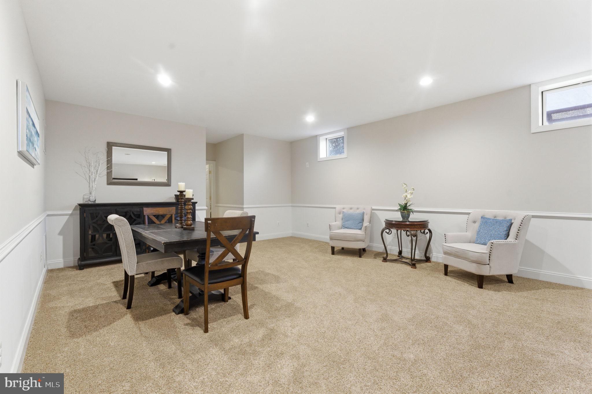 LANSDOWNE ON THE POTOMAC - Residential