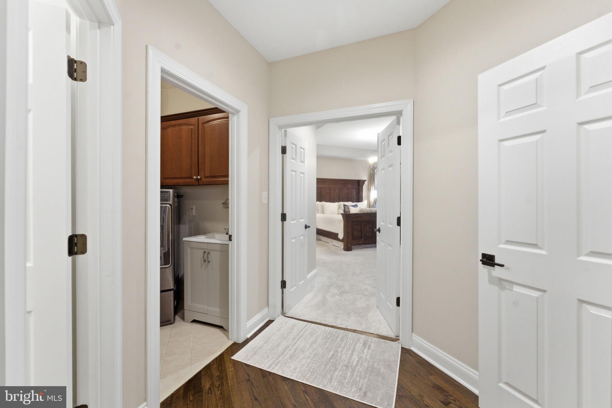 LANSDOWNE ON THE POTOMAC - Residential