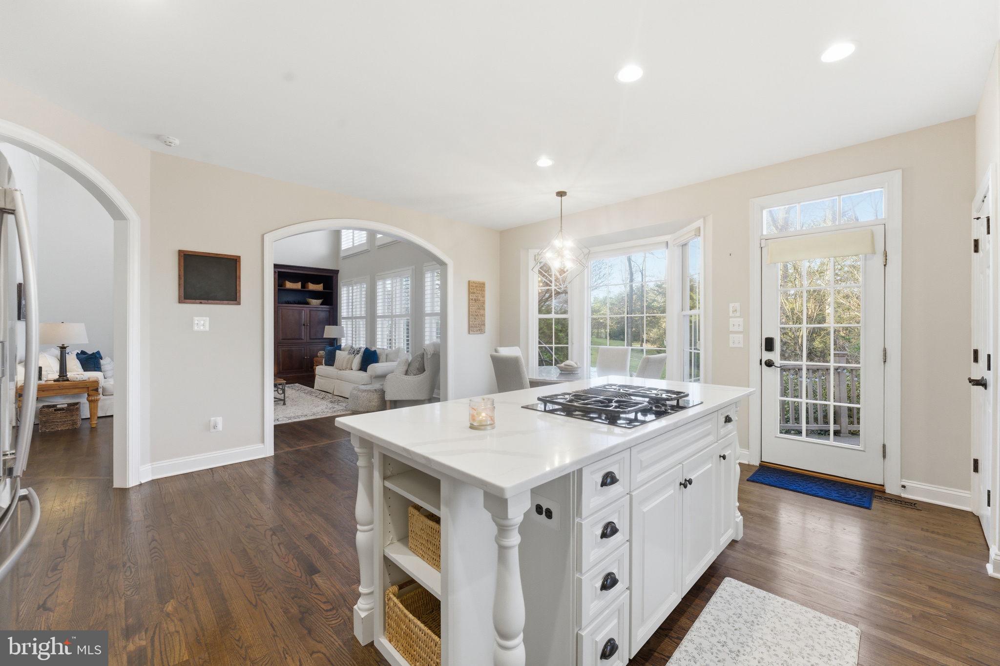 LANSDOWNE ON THE POTOMAC - Residential