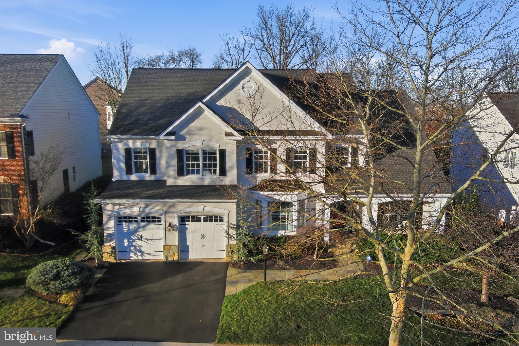 LANSDOWNE ON THE POTOMAC - Residential