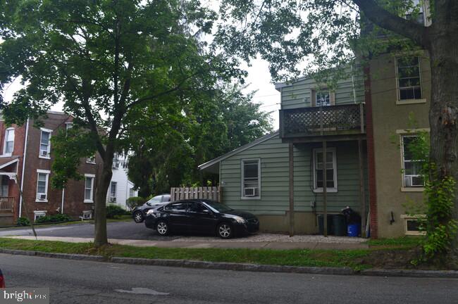 WEST CHESTER BORO - Residential Lease