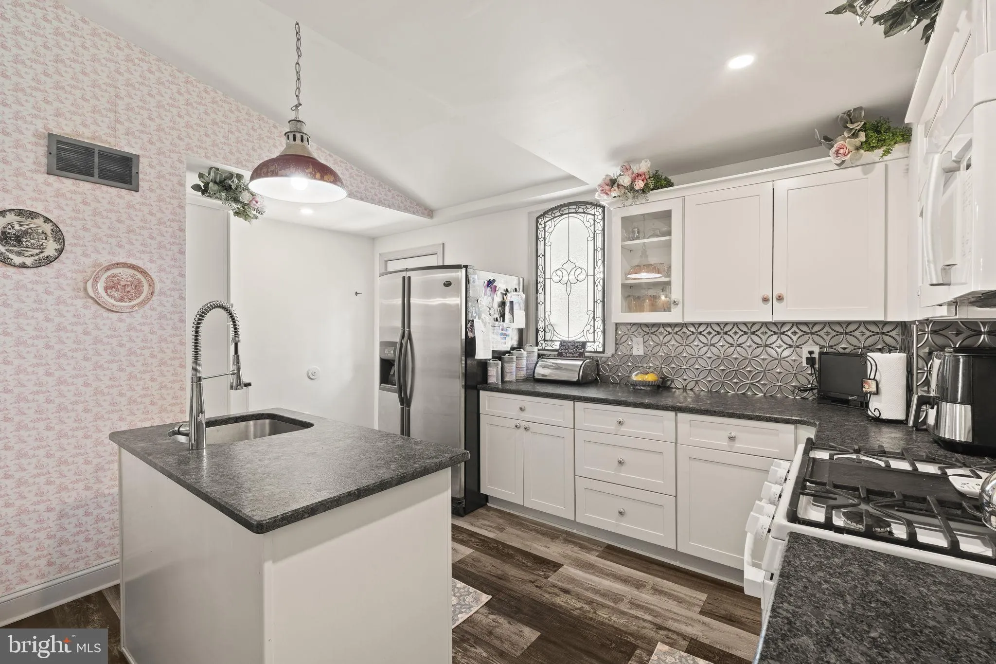 Bryn Mawr, Pennsylvania 19010, United States, 3 Bedrooms Bedrooms, ,2 BathroomsBathrooms,Residential,Active,181309