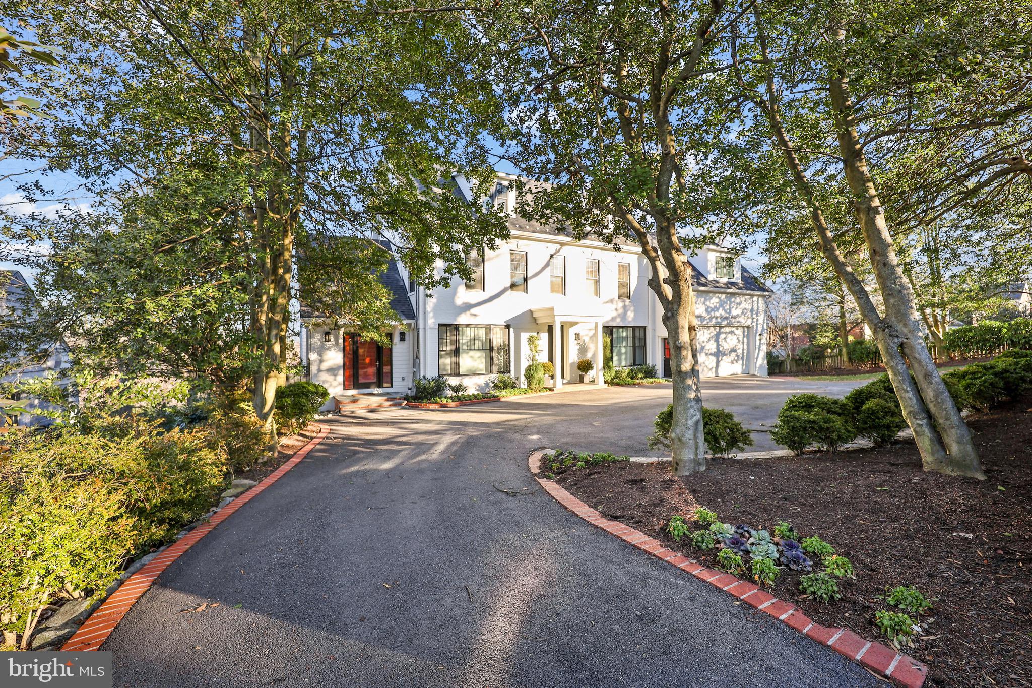 SPRING VALLEY - Residential