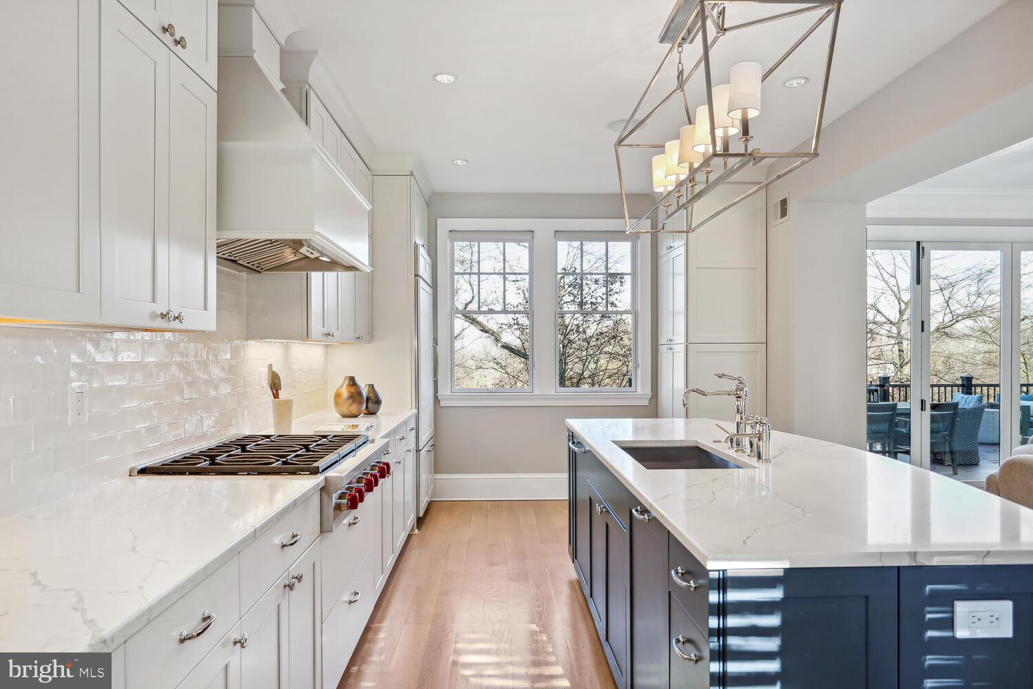 SPRING VALLEY - Residential