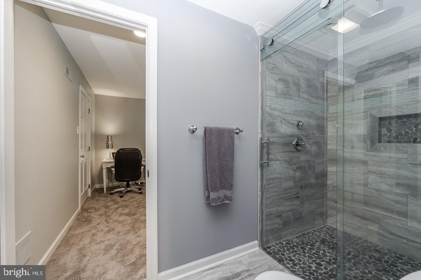 HUNTVIEW AT HORSES - Residential