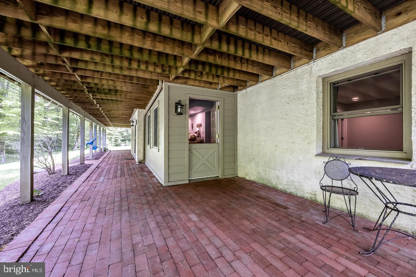 HUNTVIEW AT HORSES - Residential